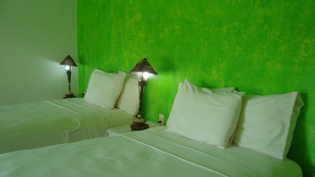 Posada Zaira Del Mar Coyuca Room photo